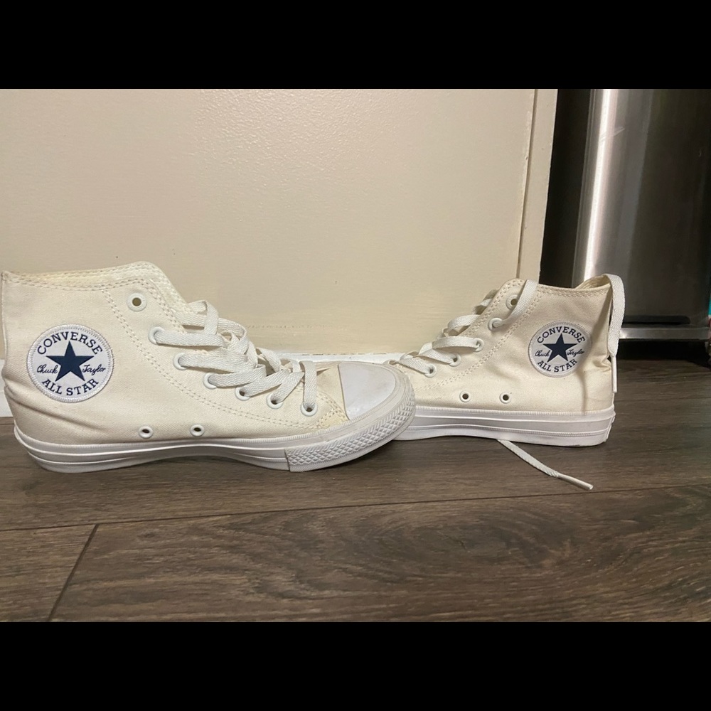 White Converse Chuck Taylor II